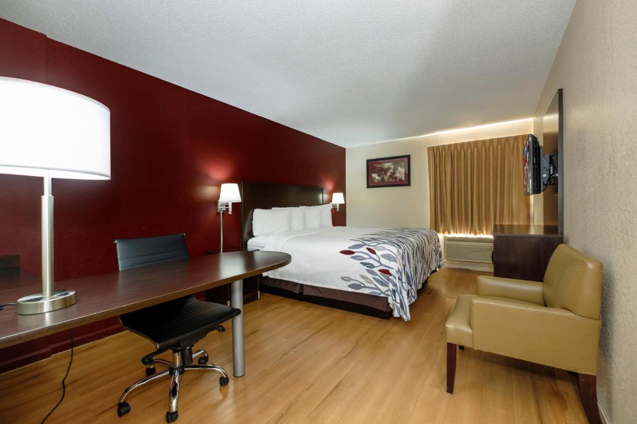 Red Roof Inn Hillsville Exterior photo