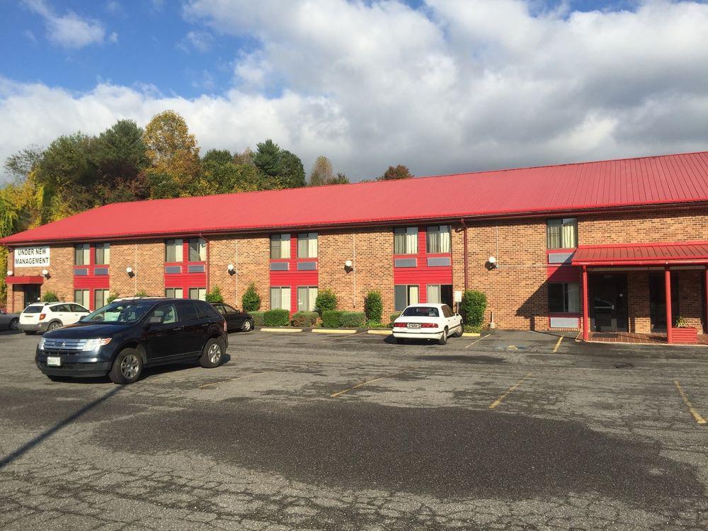 Red Roof Inn Hillsville Exterior photo